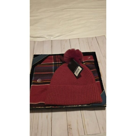 Nine West Hat Scarf Gift Set Womens Classic Plaid Scarf & Pompom Beanie Red NWT - Picture 1 of 7